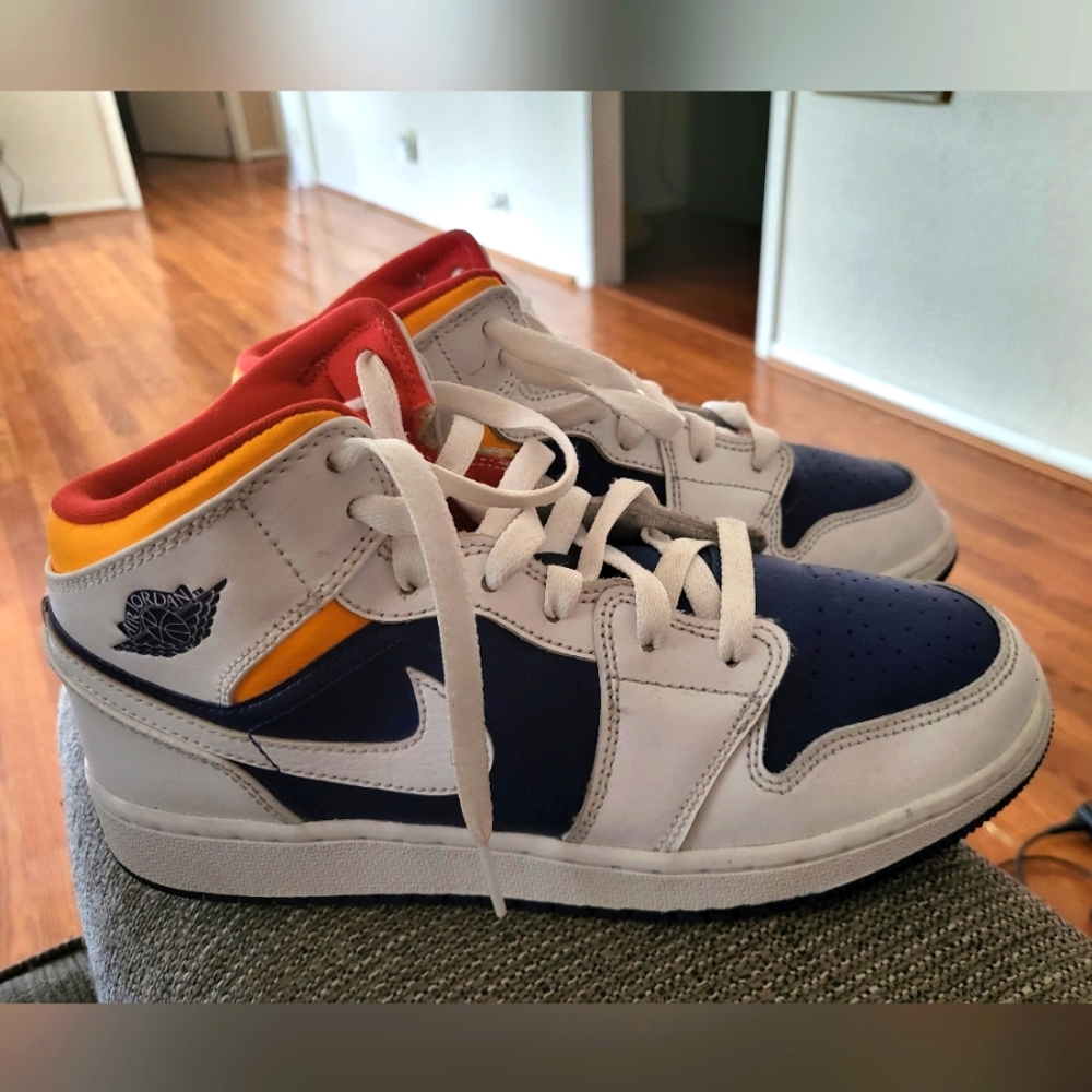 Nike shoes